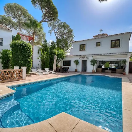 1102 With Pool ,lounge, Bbq ,direkt In *