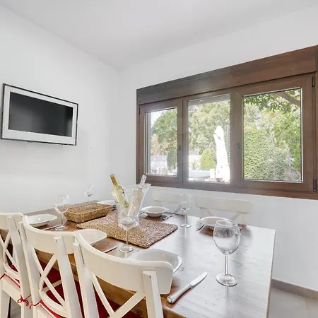 1102 With Pool ,lounge, Bbq ,direkt In