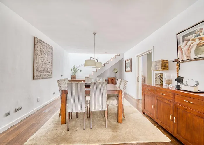 1102 With Pool ,lounge, Bbq ,direkt In Marbella