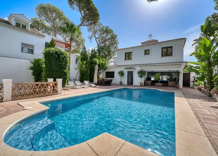 1102 With Pool ,lounge, Bbq ,direkt In *